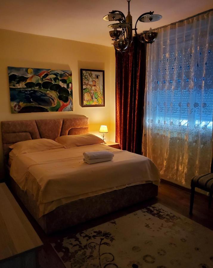 Unique Traditional House, Hosted By J&G Tiran Dış mekan fotoğraf